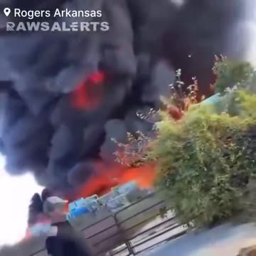 Massive Fire At Arkansas Recycling Plant Exuding Toxic Smoke