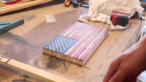 SCRAP WOOD Mini Desktop Rustic Wooden American Flag! DIY Step by Step Scrap Wood Ideas