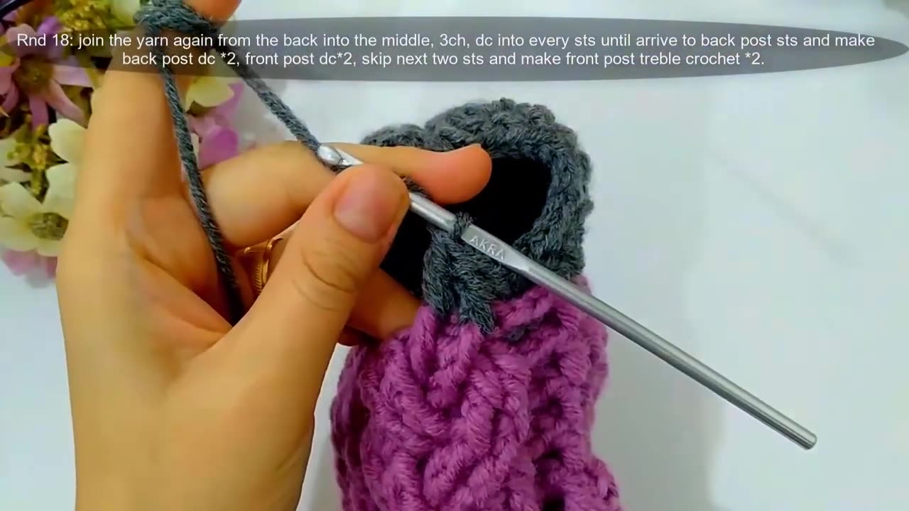 How to make a crochet Baby Shoes - Right Handed