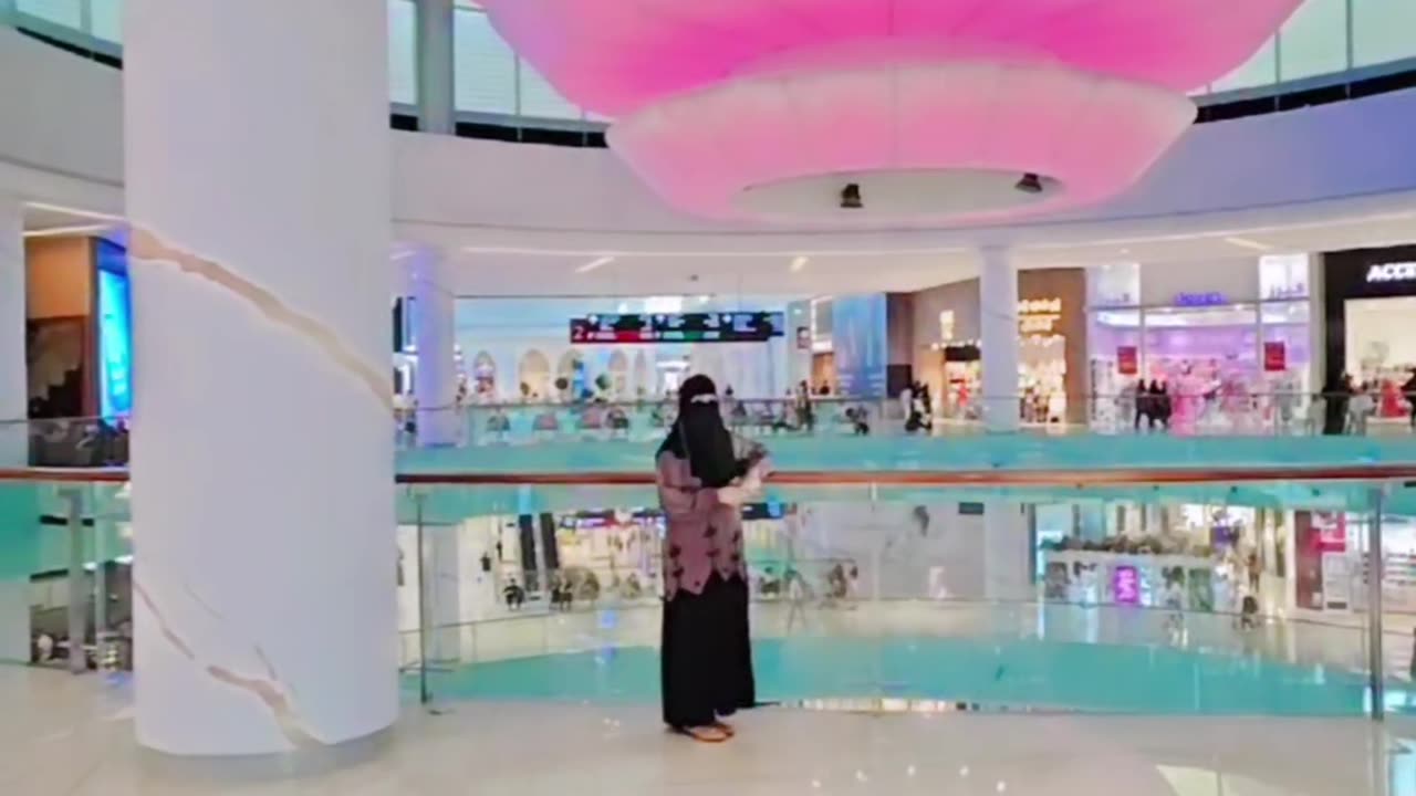 Dubaimall #dubai