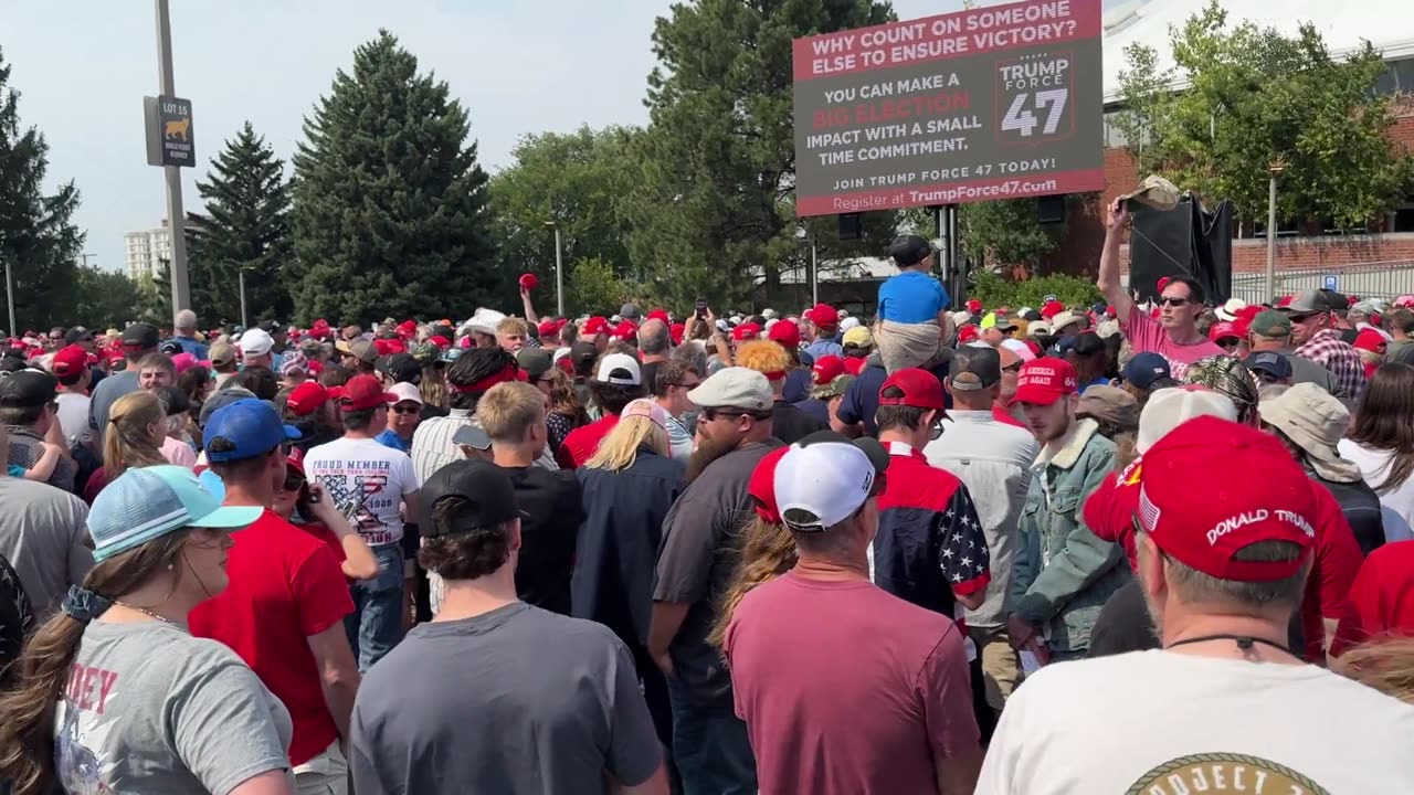 Happening Now: Bozeman, MT As Patriots Wait For Doors To Open Up Ahead Of Tonight’s Rally