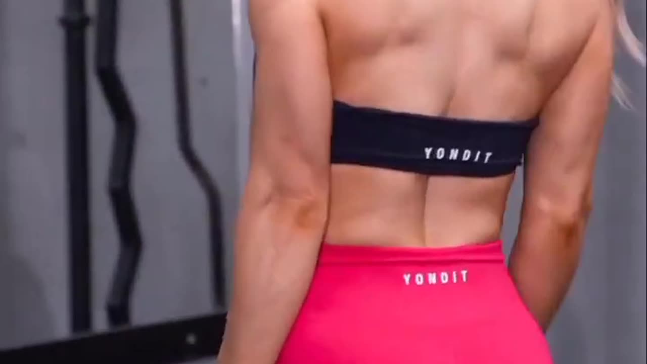 Sexy hot girl gym workout nice 👍👍