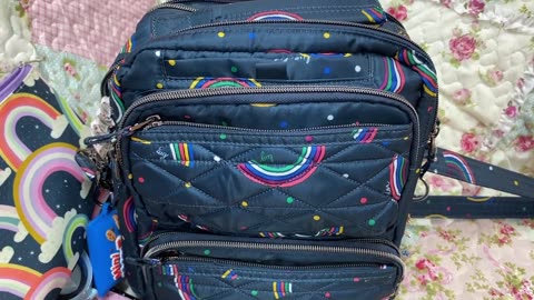 What's in my Lug Compass Bag in Rainbow Navy.