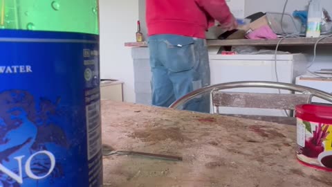 Worker Heating up Lunch in Microwave Finds Something Unexpected