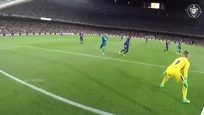 The Day Cristiano Ronaldo Finally Get Revenge Against Lionel Messi and Barcelona