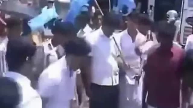 INDIANS FUNNIEST ACCIDENTS