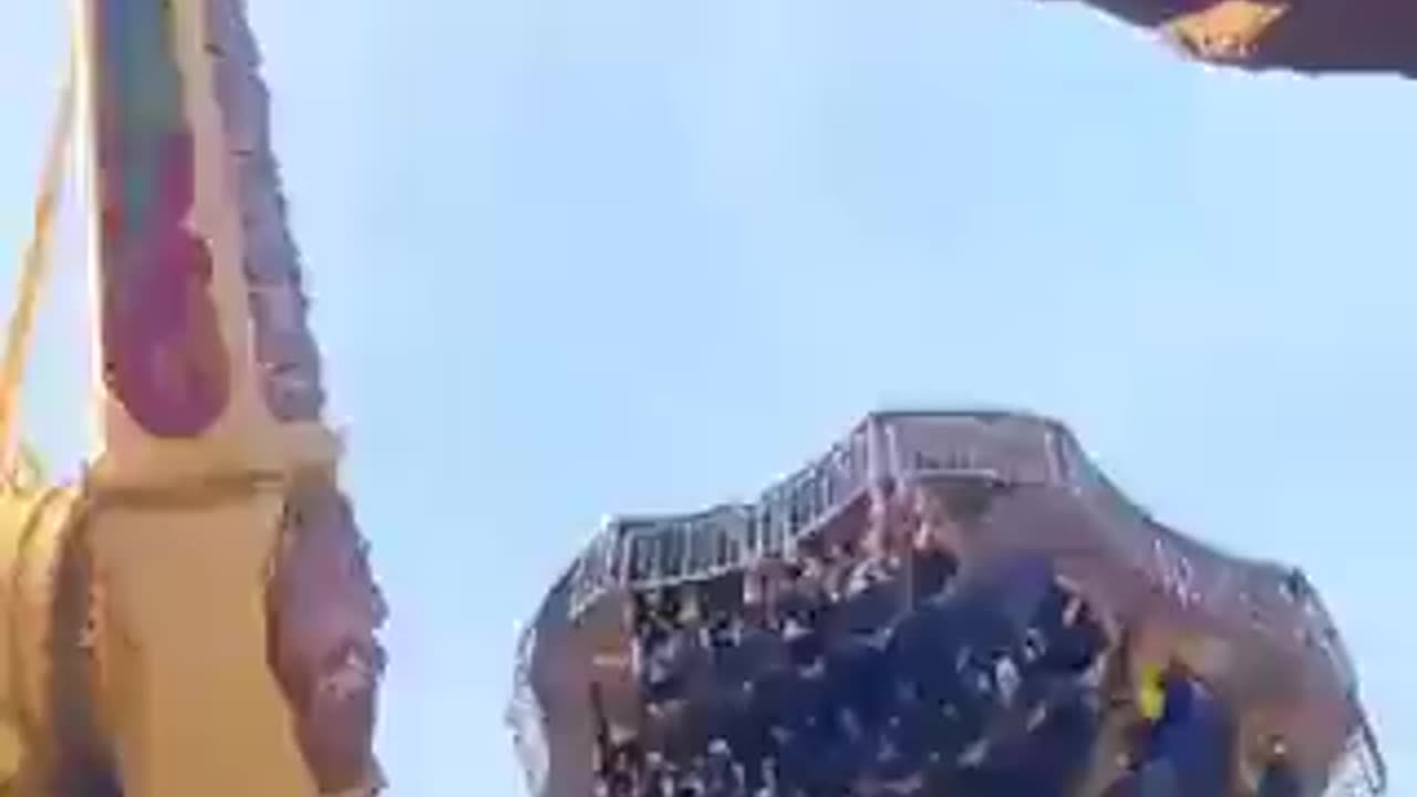 Insane Amusement Park Ride