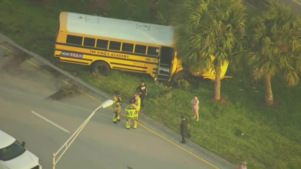 Chopper 5 video of King's Academy school bus crash in West Palm Beach