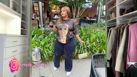 aluye .. Biography Wki The most beautiful look plus size model Fashion Model curvy ideas summer