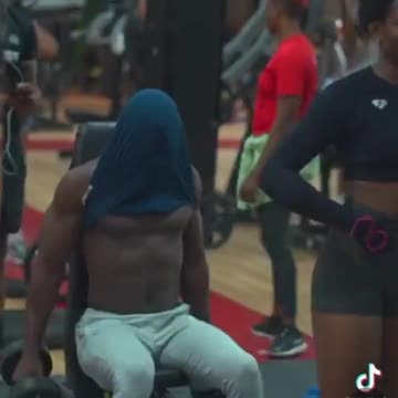 This whole getting guys in trouble at the gym for clicks is going down hard ladies