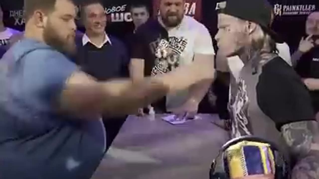 WakandanSavage reacts to Slap Competition 🤣😂