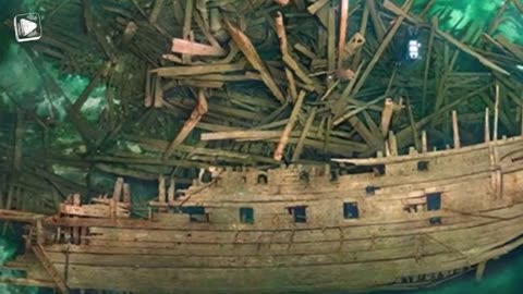 10 Treasures That are Still Missing in The Deep Ocean 