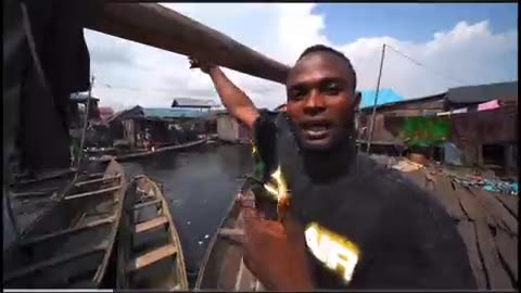 בניגריה הילדים שוחים במי צואה ולא חוטפים מחלות