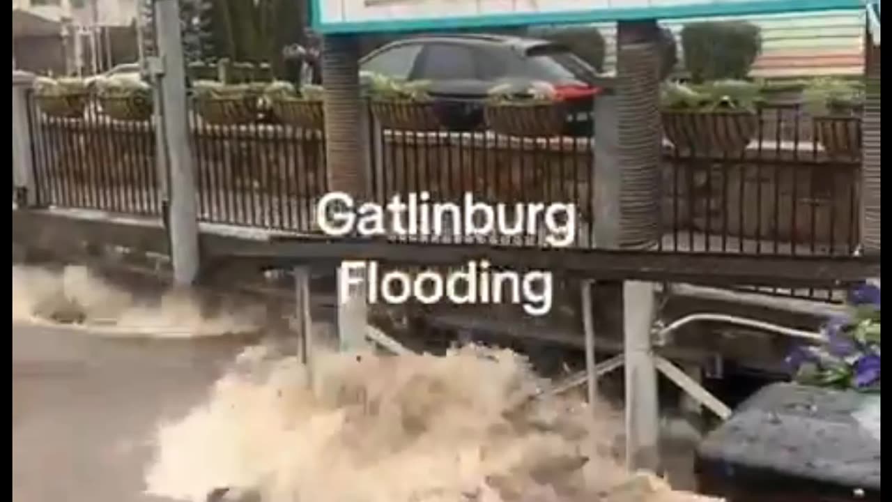 🔥🚨BREAKING NEWS 🚨 Gatlinburg Tennessee flooding 🌊 Waterville Dam Failing!! Emergency Flash Flood!!