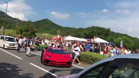 Lamborghini acceleration sound In Japan!!