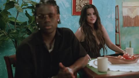 Rema, Selena Gomez - Calm Down (Official Music Video)