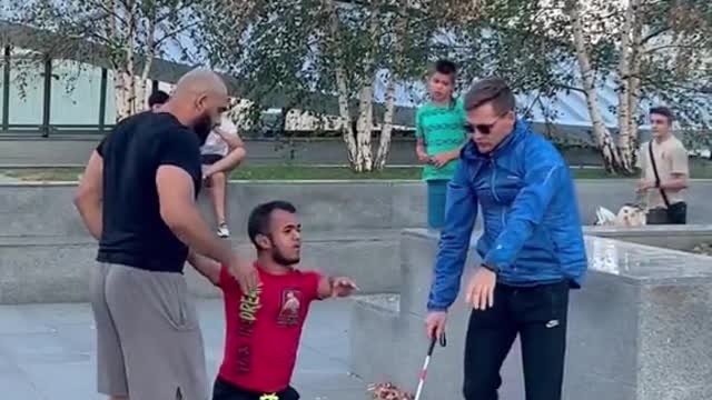 How would you react😳😅