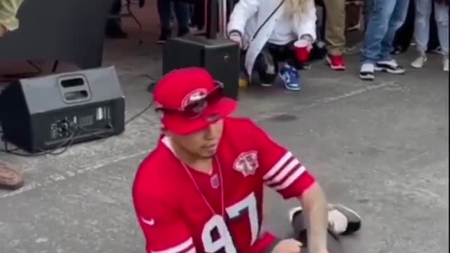 49er fan does a crazy dance after niners beat the Dallas cowboy's 23-17