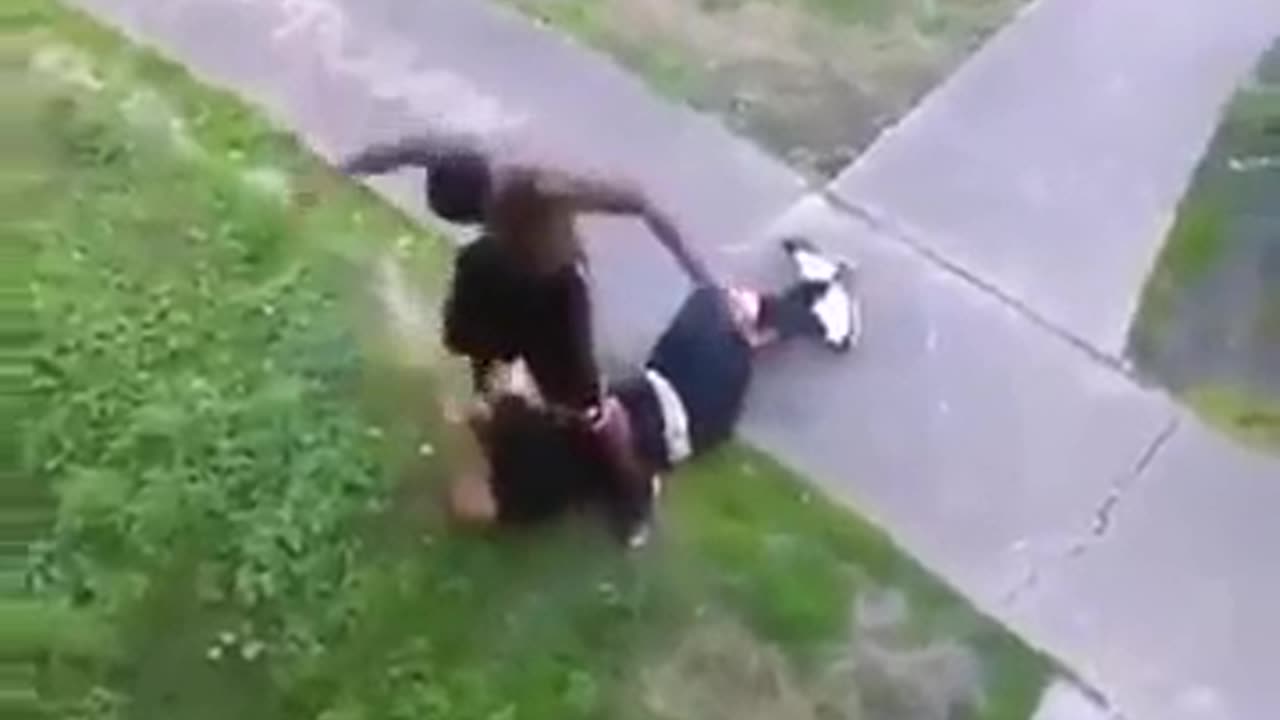 5 Second Fight, Permanent Brain Damage