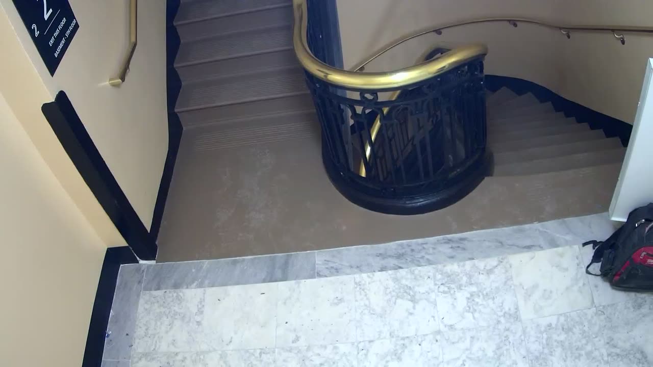 3489CHOB02Stair3_2021-01-06_07h40min01s237ms.mp4