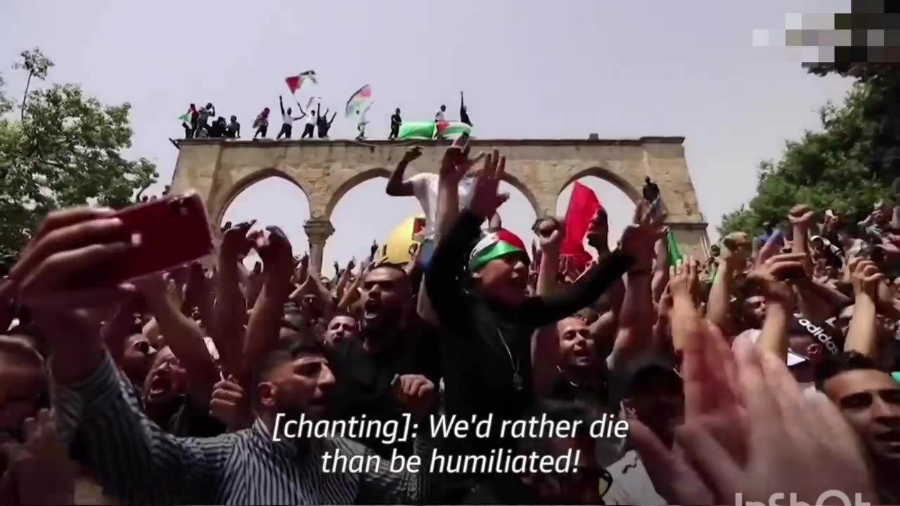 Palestinians and Israeli police clash at Jerusalem's al-Aqsa mosque hours after Gaza truce 2021