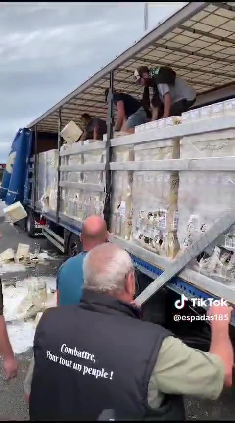 Agro Franceses lutando contra os globalistas