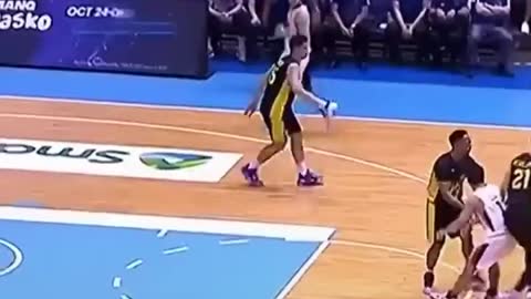 KJ McDaniels Binastos ang mga bigman ng TNT! _ Kinabayo si Oliver at Kamuntikang ma-poster si Erram!