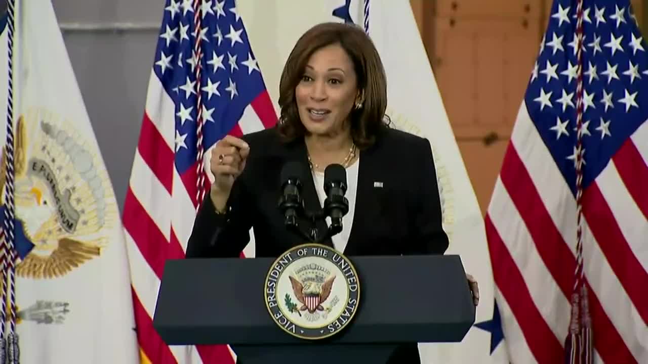 Kamala Confuses Room Full Of People With Her Ramblings About The Space Program