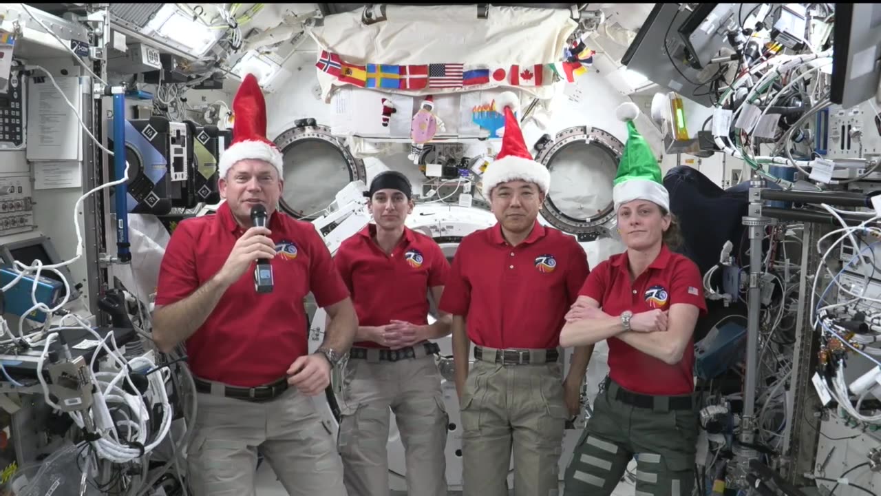 Happy_Holidays_from_the_Expedition