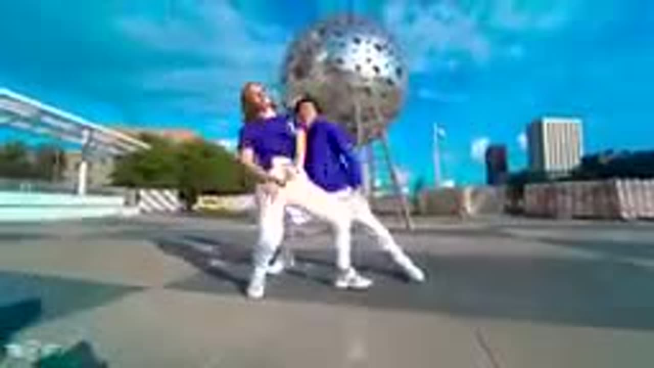 Zipping STRAIGHT Into The FAIL! 😂 | Funny Videos | funplays 2020 !