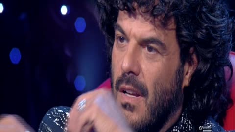 Il Volo feat. Briga - Grande amore (02.05.2015) (Mediaset 5)