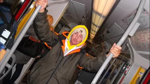 Njemu Osmijeh Meni Suze - Selma Bajrami