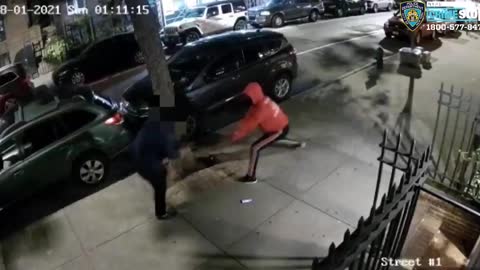 Man SHOT in Violent Mugging in NYC