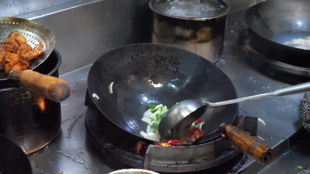 Amazing Wok Skill! Cooking With Extreme Powerful Fire - Wok Skills in Taiwan