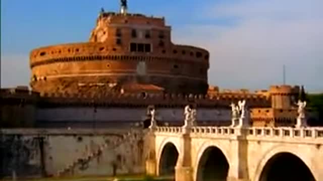 Mausoleum Hadriani est Castellum S. Angeli #shorts