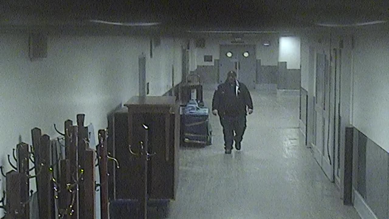 6096RHOBSBLoadingDockHallway_2021-01-06_04h02min26s940ms.mp4