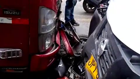 Motociclista se salvó de morir en Bucaramanga