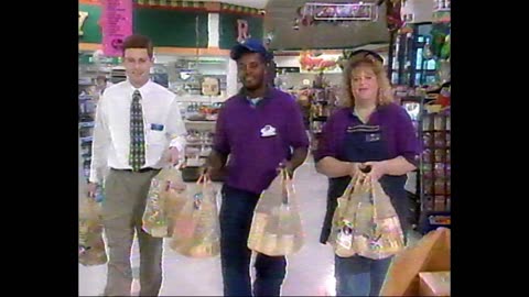 November 15, 1998 - Dick Wolfsie Helps Feed the Hungry in Indianapolis