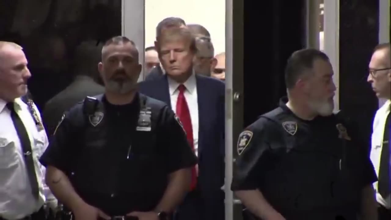 Donald Trump walked into NewYork Courtroom