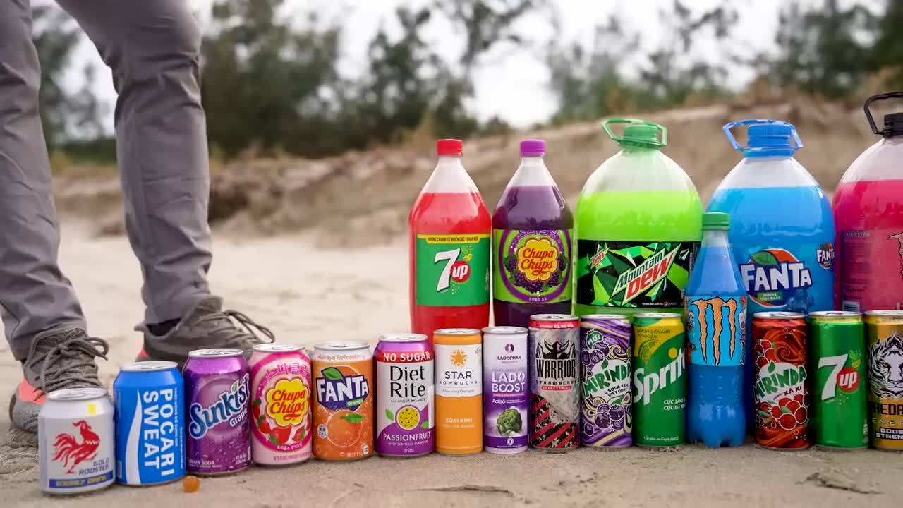 Big Monster, Chupa Chups, Mtn Dew, Fanta, Mirinda and Mentos soda mix Underground-15