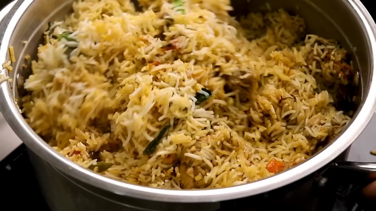 🔴🔴How To Make Indian CHICKEN BIRYANI - Learn to Make Indian Dish At Home🔴🔴