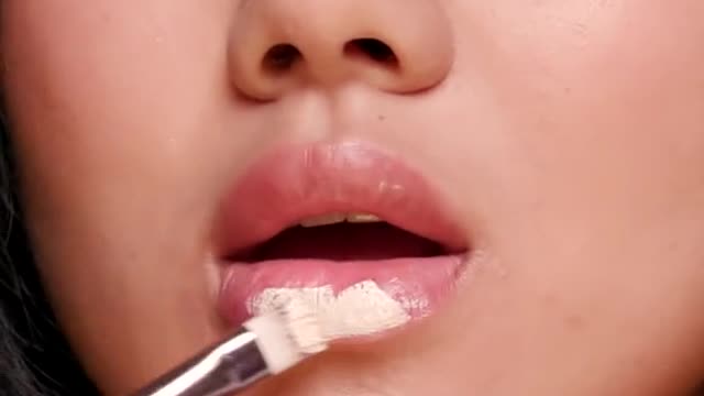 Here's how to do perfect Korean lips! 👄Modèle