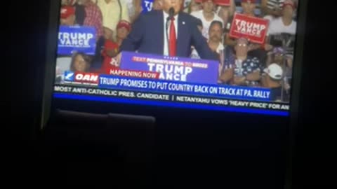 Trump back in PA for Harrisburg campaign rally p 0l
