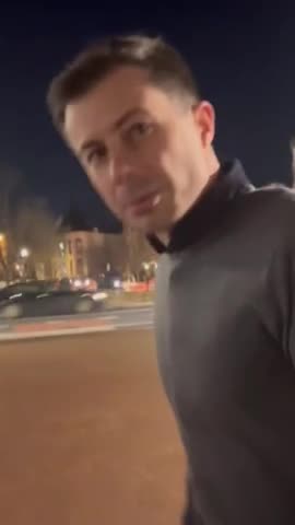 Pete Buttigieg BIZARRELY Takes Reporter's Picture After Not Answering Her Questions About East Palestine