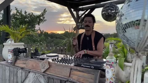 Ātrisco _ Afro House Tulum Sunset Mix