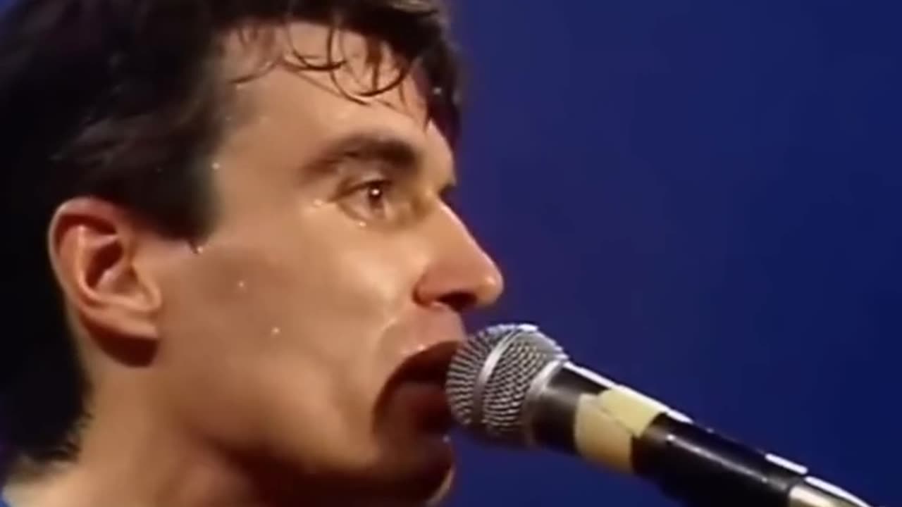 Life During War - Time ~ The Talking Heads ( Live )