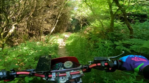 Cliffordd Byway On A 2 STROKE In Kidwelly