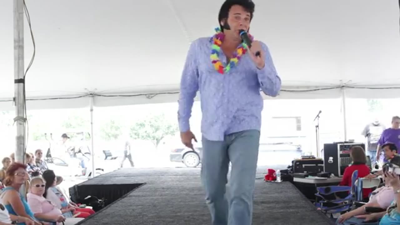 Andy Svrcek sings 'Feeling In My Body' Elvis Week 2014