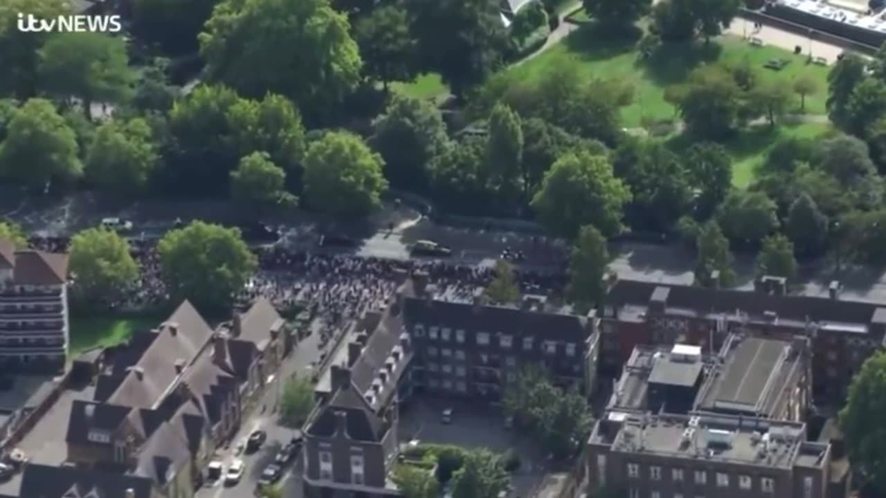 Queens hearse leaving London “The death is irreversible … the fact that she’s trapped …”