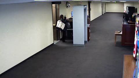 1425HSOBGRSouthElevatorGround_2021-01-06_10h00min02s003ms.mp4